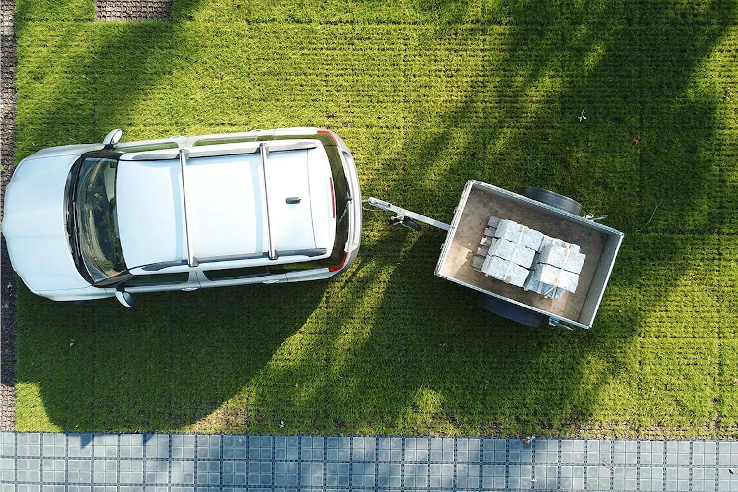 Sterk plen med gressarmering Slik får du en sterk plen med gressarmering